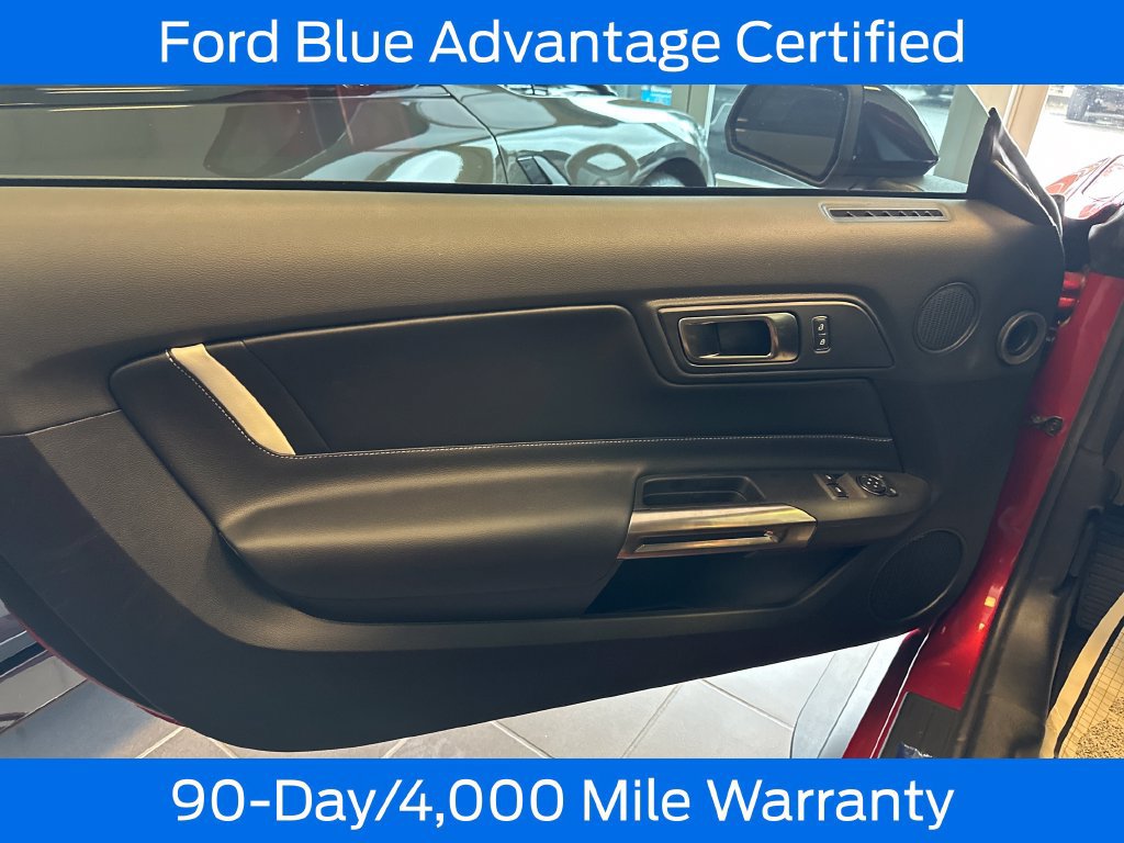 Certified 2022 Ford Mustang Shelby GT500 w/ Carbon Fiber Track Pack RWD image 11
