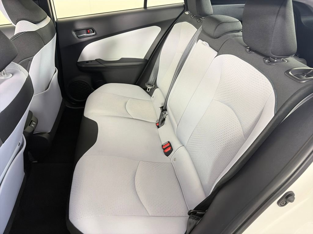 Used 2020 Toyota Prius LE w/ Carpet Mat Package image 13