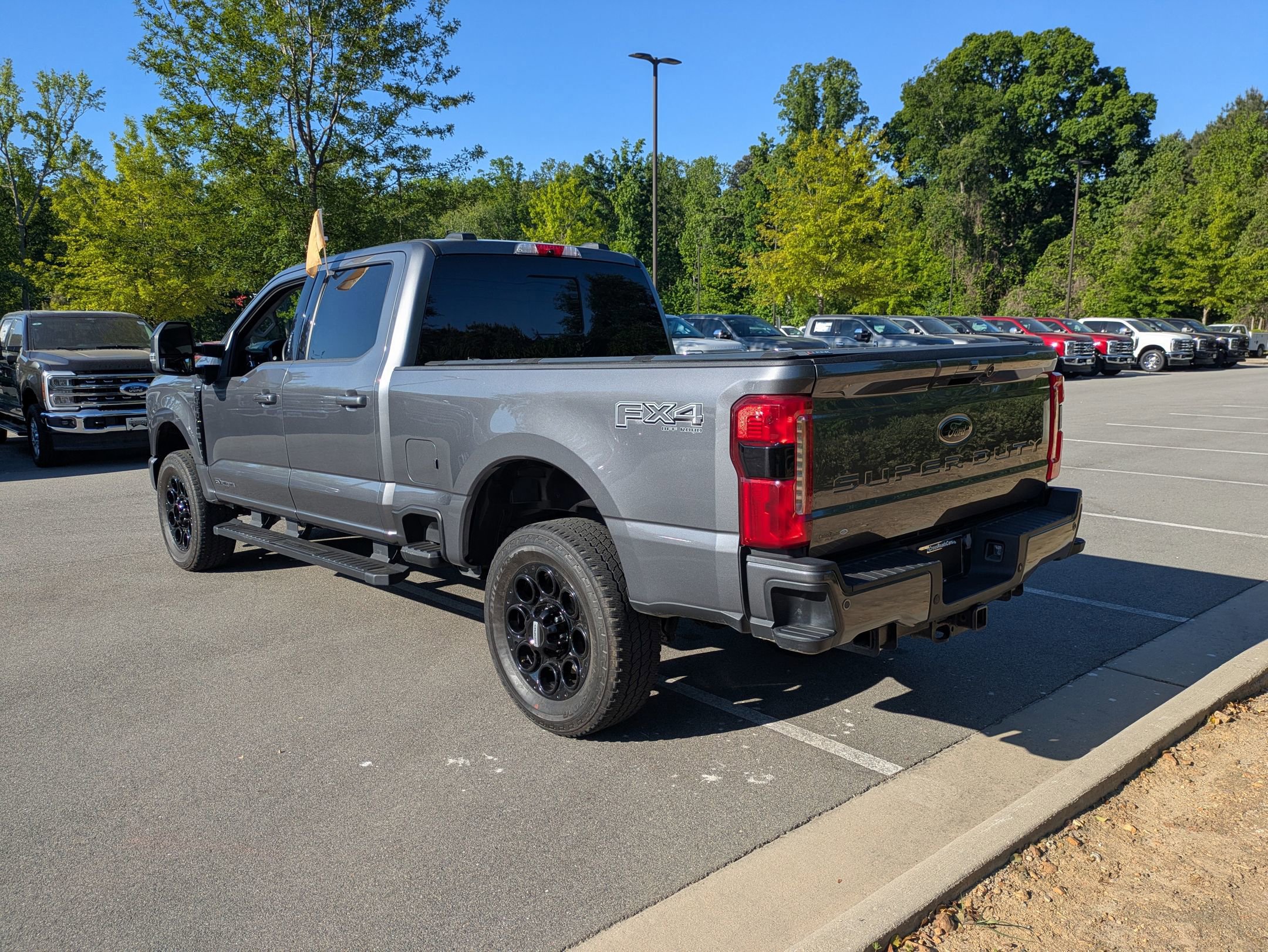 Certified 2024 Ford F350 Lariat w/ Lariat Ultimate Package AWD/4WD image 4