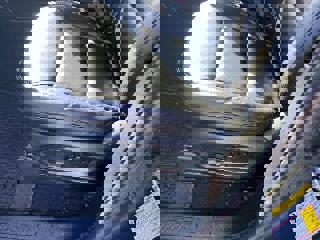 Certified 2022 Ford Explorer XLT w/ Equipment Group 202A image 8