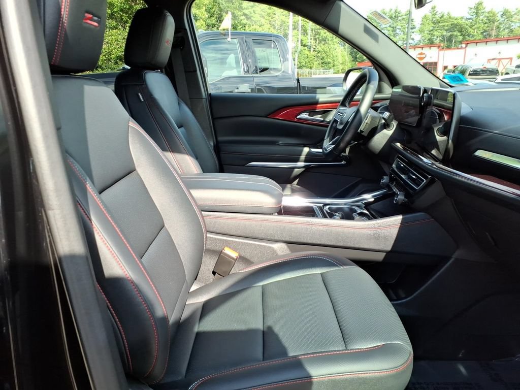 Used 2024 Chevrolet Traverse Z71 AWD/4WD image 10