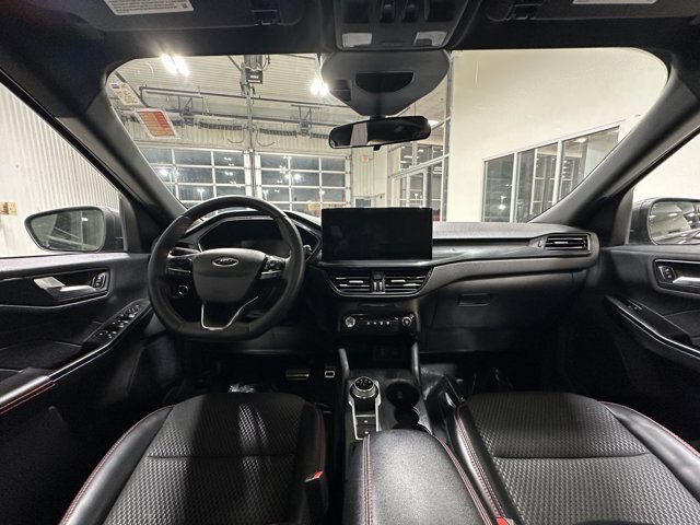 Certified 2024 Ford Escape ST-Line w/ Tech Pack #1 AWD/4WD image 18