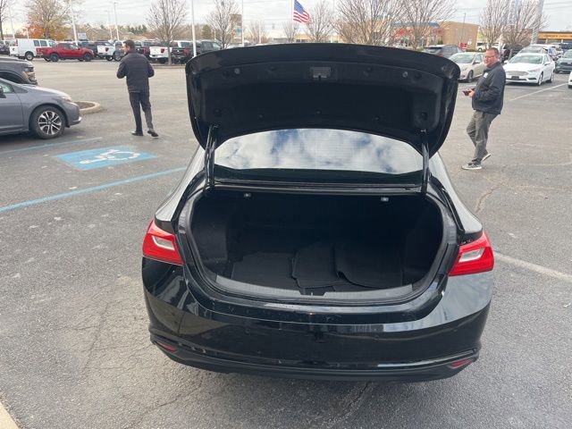 Used 2023 Chevrolet Malibu LT w/ Driver Confidence Package image 12