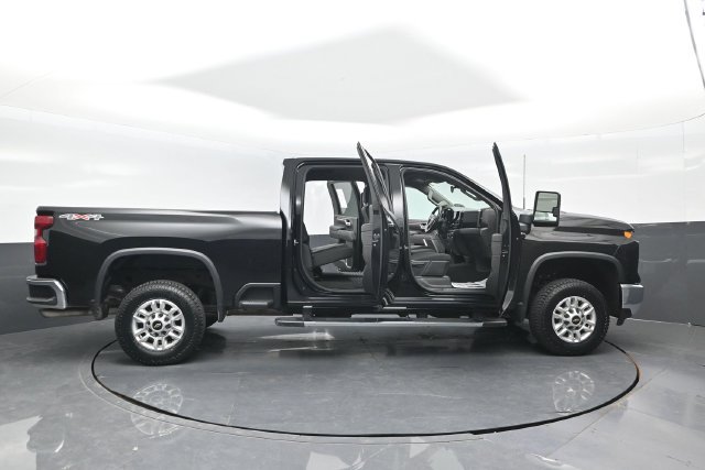 Used 2025 Chevrolet Silverado 2500 LT w/ Convenience Package AWD/4WD image 27