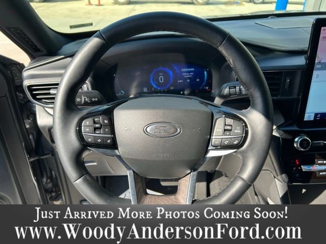 Certified 2023 Ford Explorer Platinum w/ Technology Package image 13