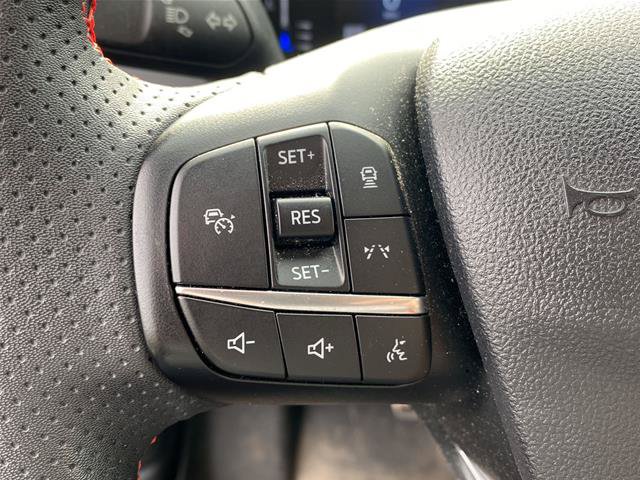 Certified 2023 Ford Escape ST-Line w/ Tech Pack #1 AWD/4WD image 18