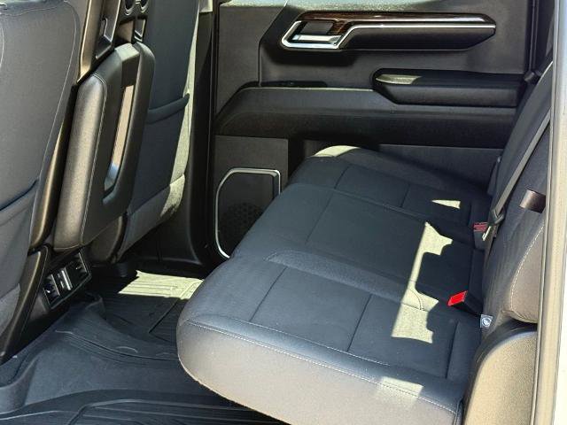 Used 2024 GMC Sierra 1500 Elevation w/ LPO, Elevation Black Package AWD/4WD image 8