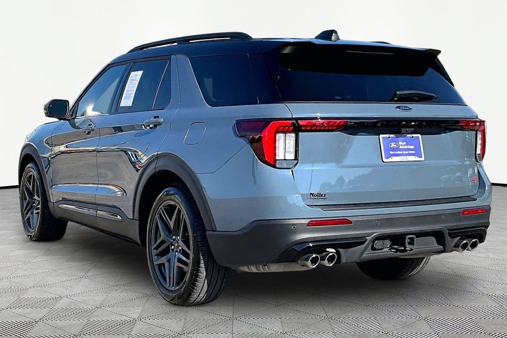 Certified 2025 Ford Explorer ST AWD/4WD image 13