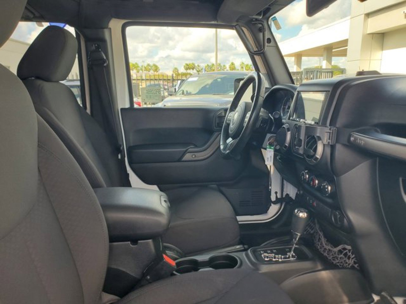 Used 2017 Jeep Wrangler Unlimited Sport w/ Mopar Black Appearance Group image 29