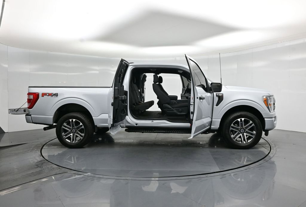 Certified 2022 Ford F150 XL w/ STX Appearance Package AWD/4WD image 5