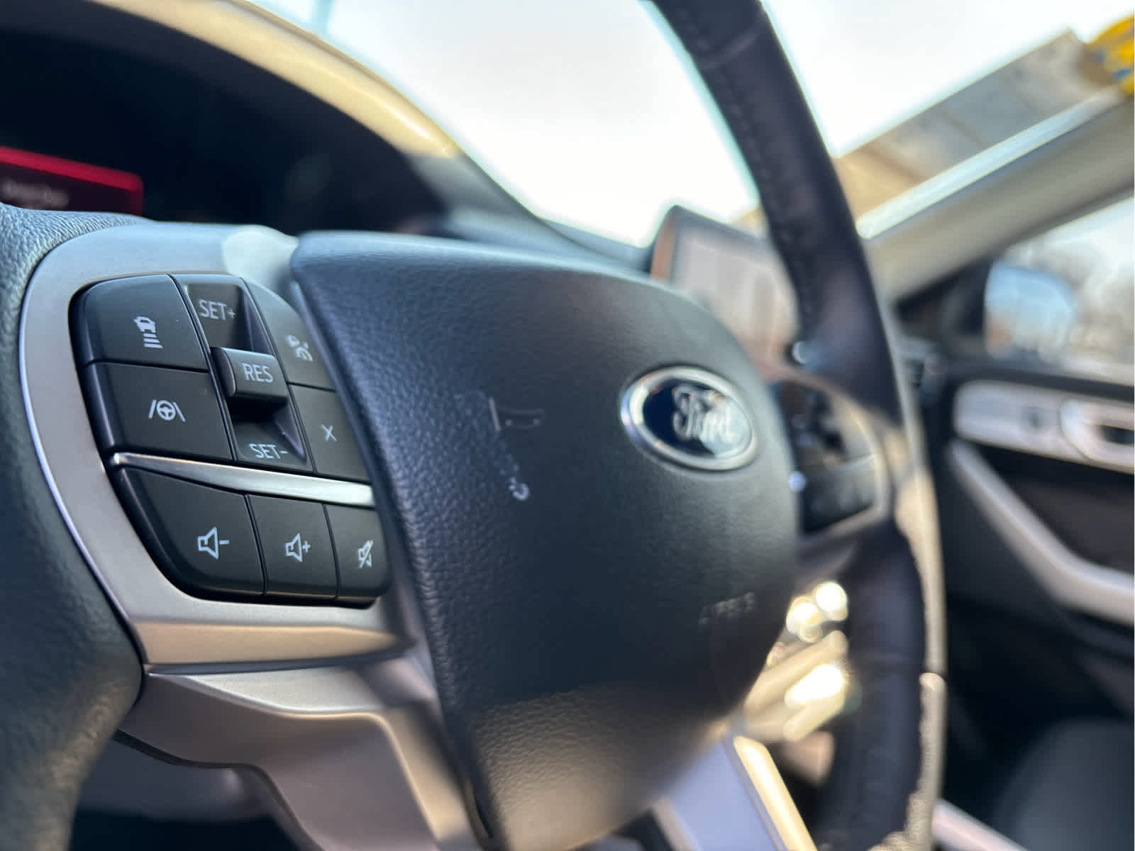 Certified 2023 Ford Explorer XLT w/ Equipment Group 202A image 15