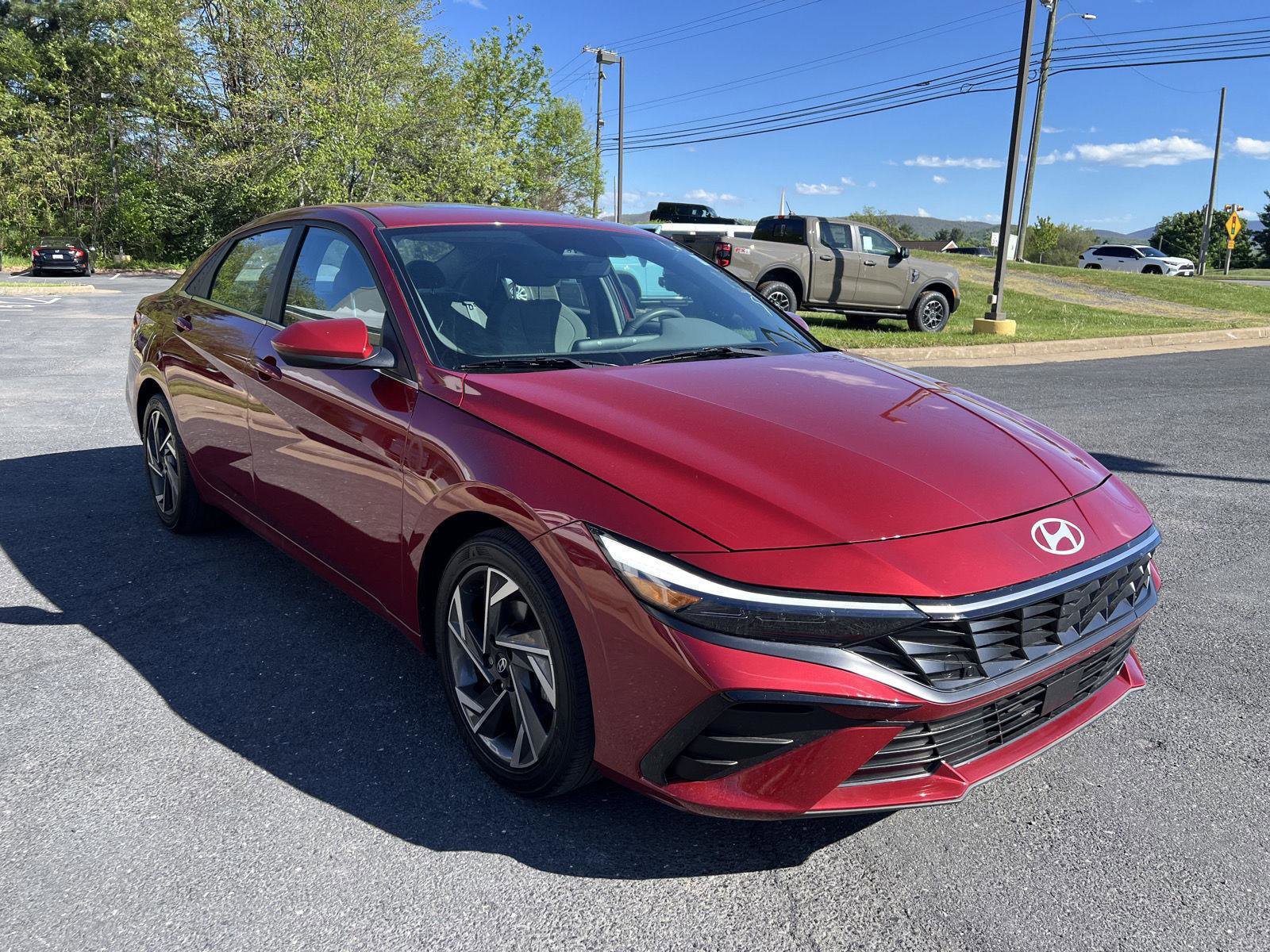 Used 2024 Hyundai Elantra SEL w/ Convenience Package image 7