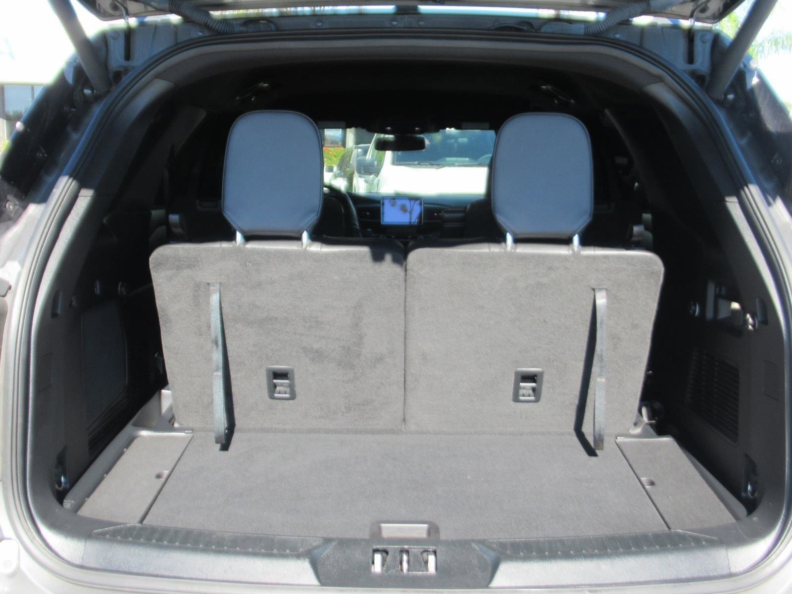 Certified 2023 Ford Explorer ST image 30