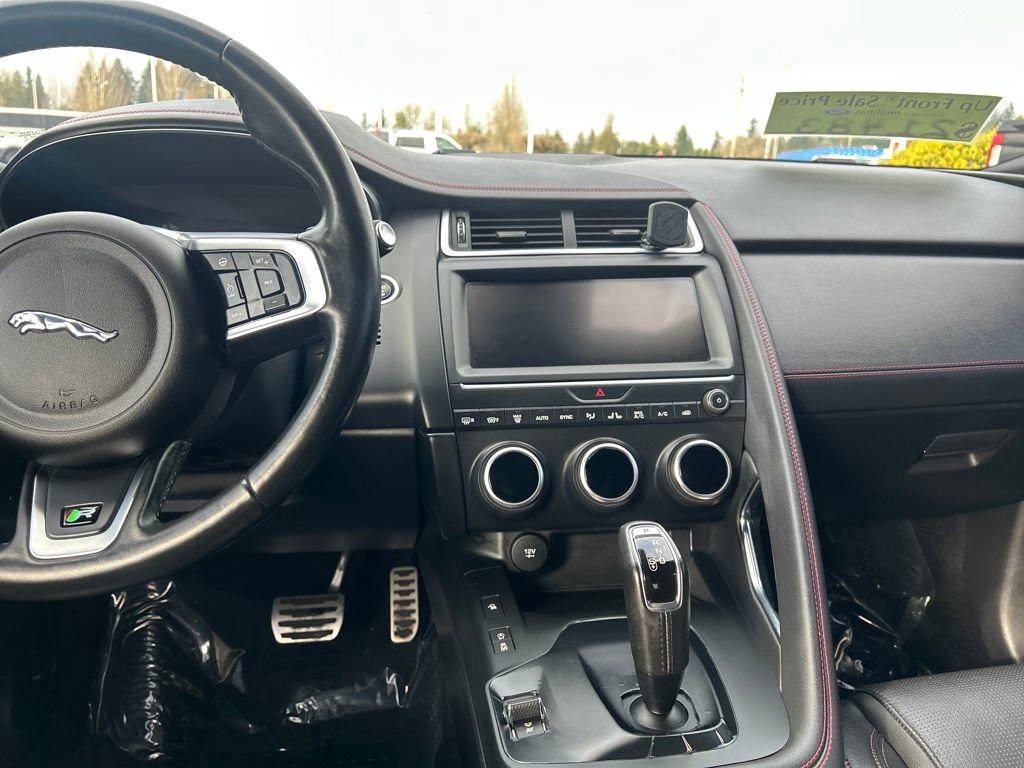 Used 2020 Jaguar E-PACE Checkered Flag image 23