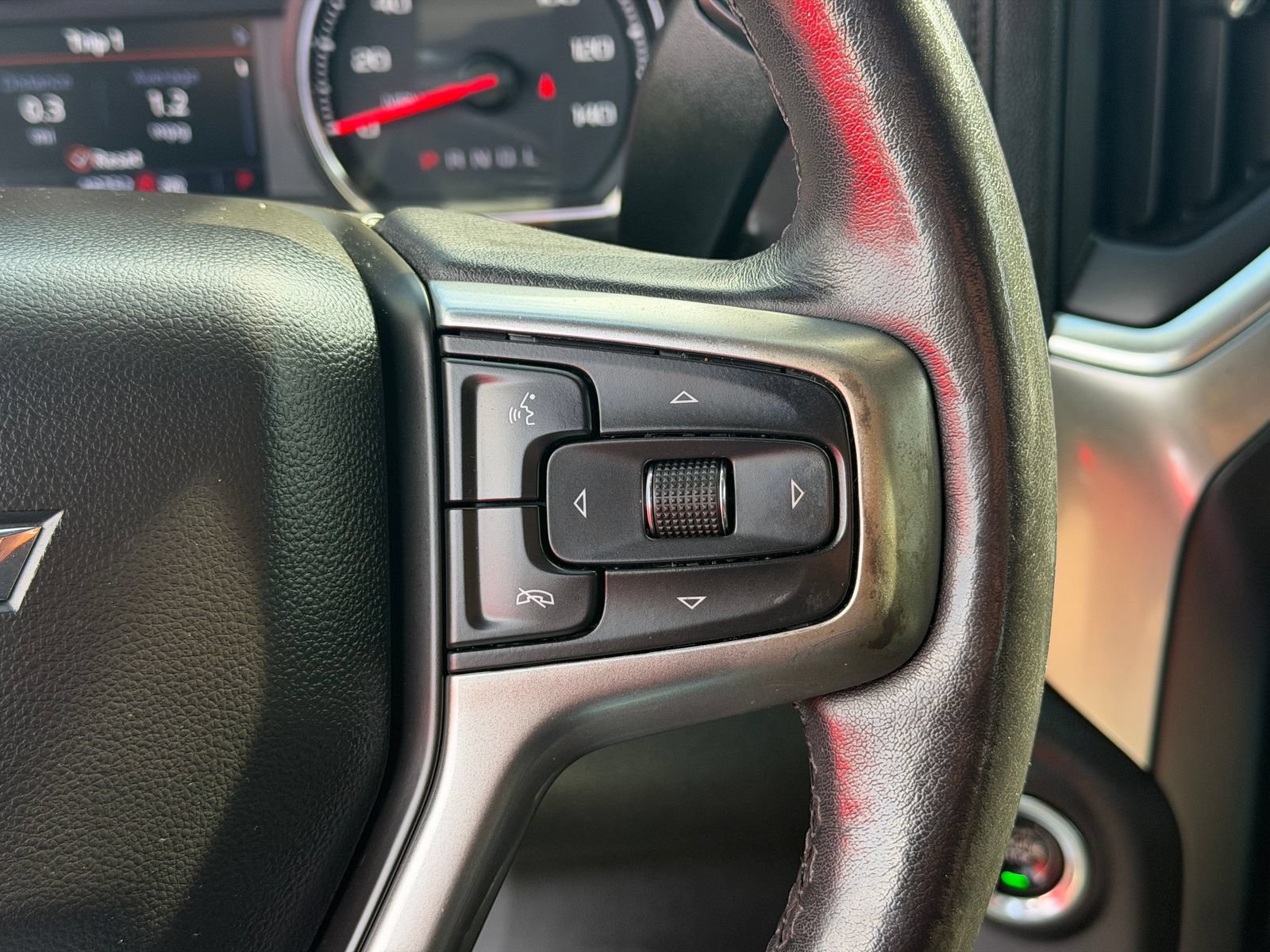 Used 2021 Chevrolet Silverado 1500 RST w/ Z71 Off-Road Package AWD/4WD image 28