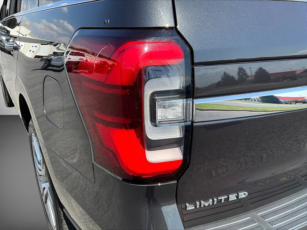 Certified 2024 Ford Expedition Limited AWD/4WD image 23