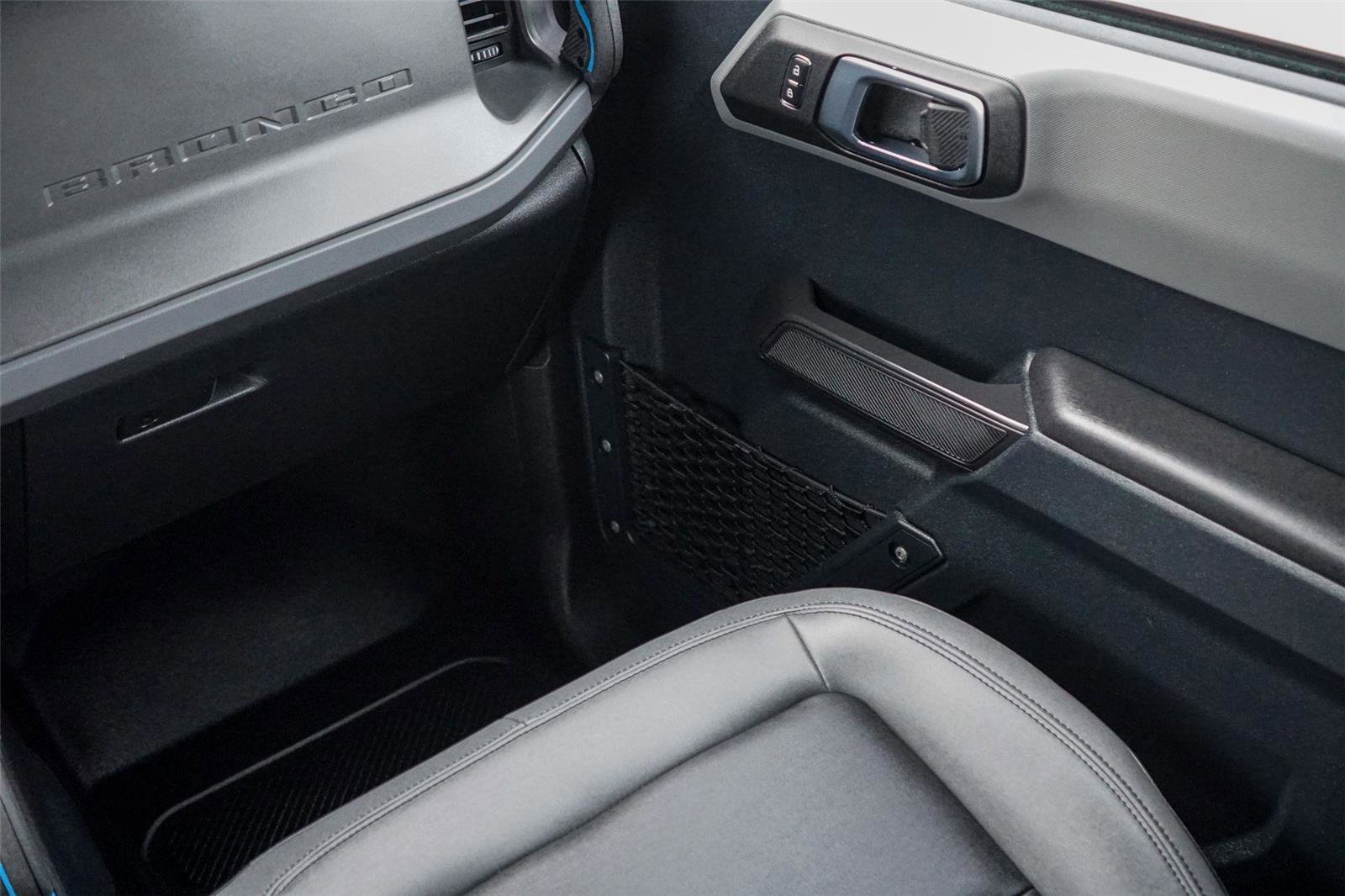 Certified 2024 Ford Bronco Black Diamond image 28