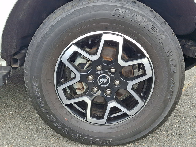 Certified 2023 Ford Bronco Outer Banks AWD/4WD image 13