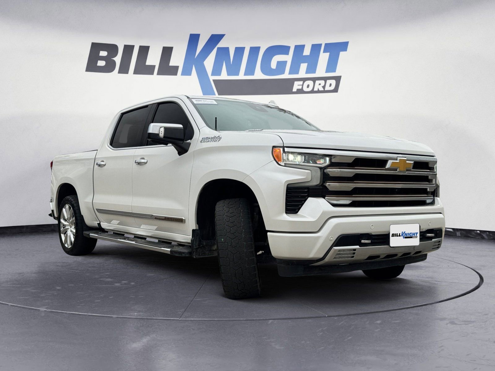 Used 2022 Chevrolet Silverado 1500 High Country w/ High Country Premium Package image 8