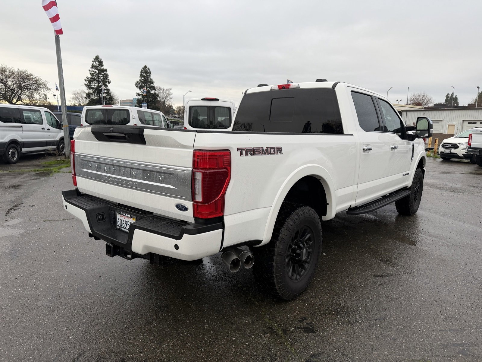 Certified 2022 Ford F350 Platinum w/ Tremor Off-Road Package image 5