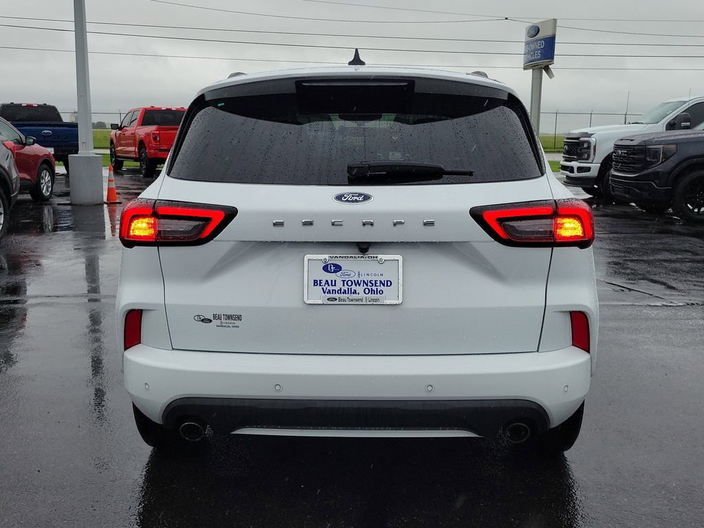 Certified 2023 Ford Escape ST-Line w/ Tech Pack #1 FWD image 5