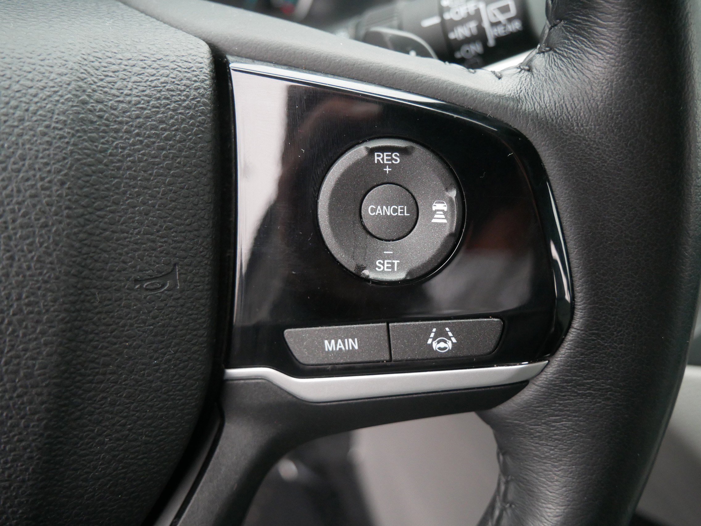 Used 2018 Honda Odyssey EX-L image 28