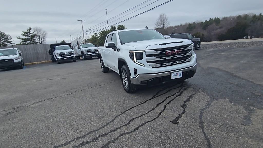 Used 2022 GMC Sierra 1500 SLE AWD/4WD image 13