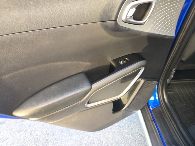 Used 2021 Kia Soul X-Line image 30