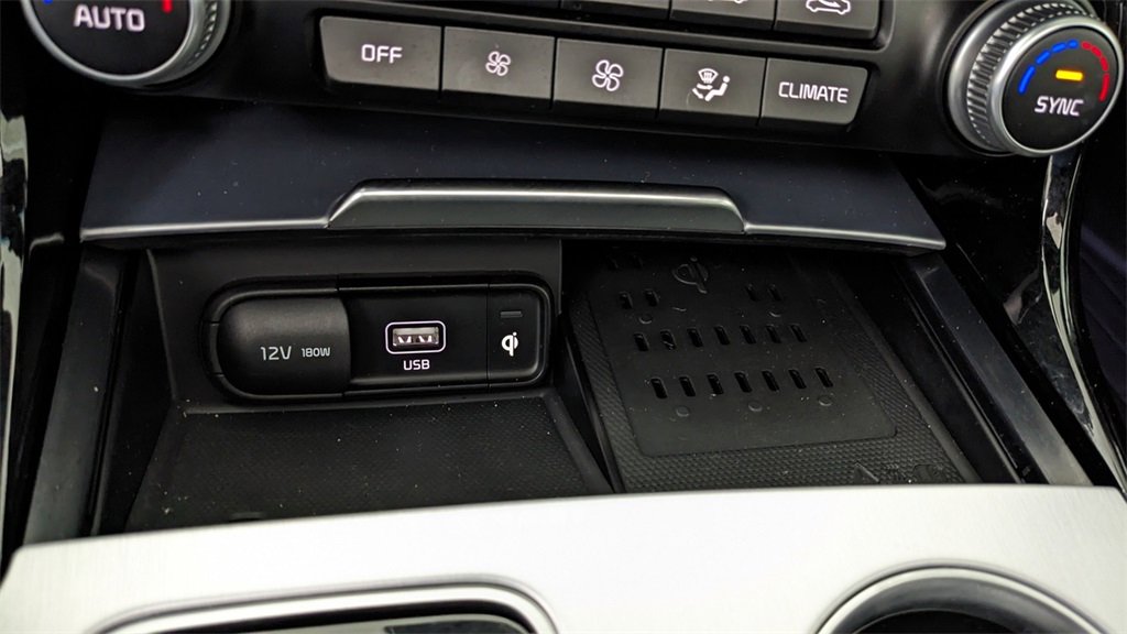 Used 2023 Kia Stinger GT2 image 29