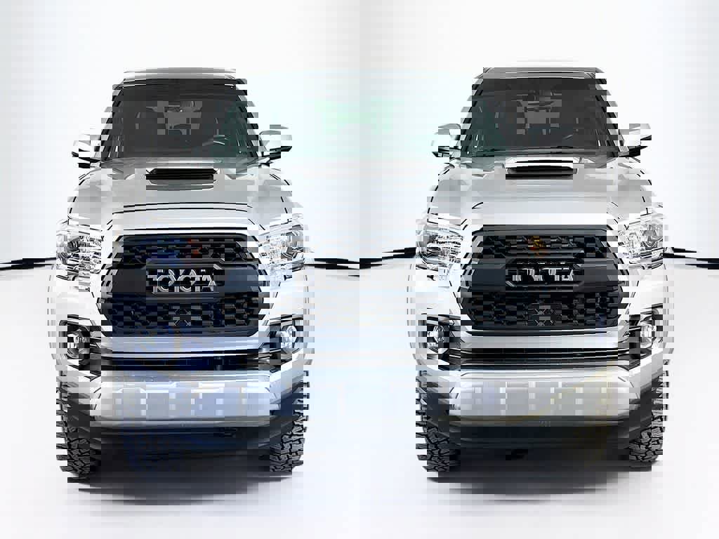 Used 2022 Toyota Tacoma TRD Sport image 8