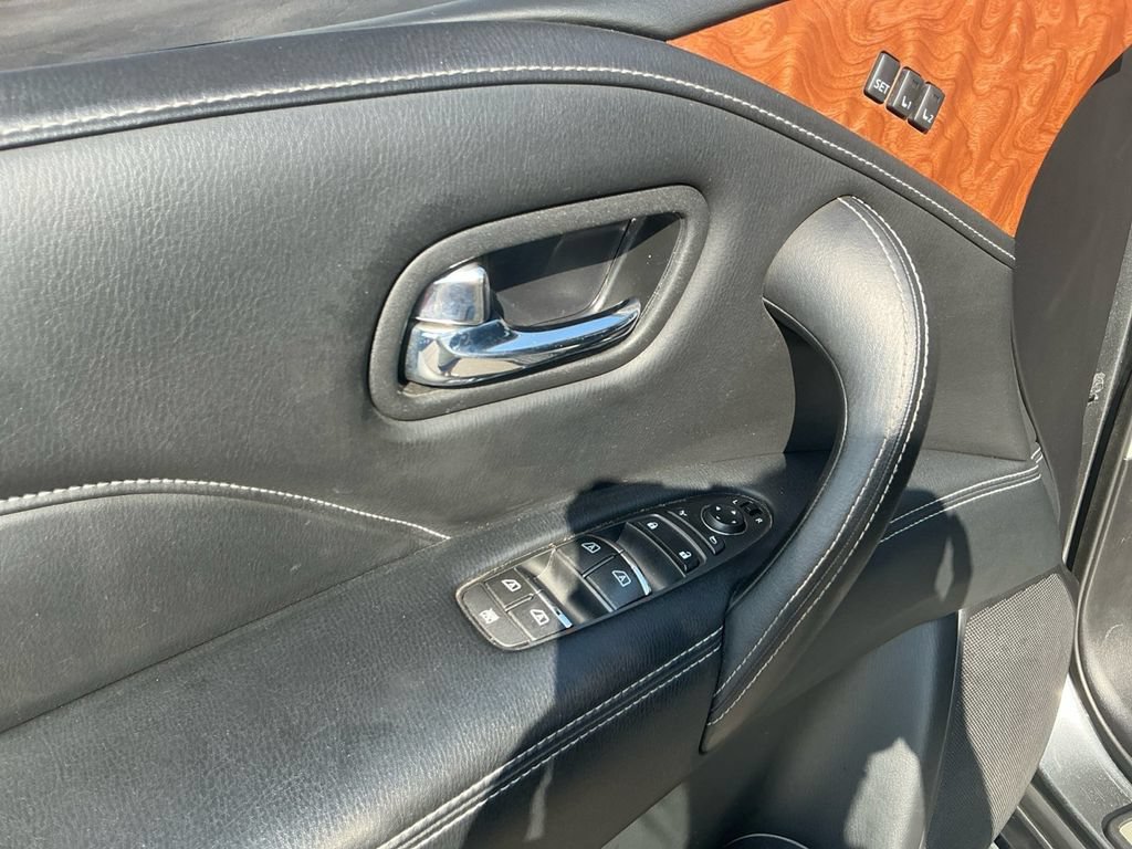 Used 2018 INFINITI QX80 2WD image 16