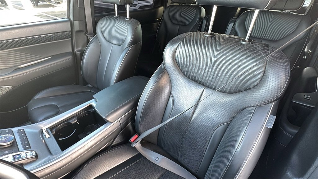 Used 2023 Hyundai Palisade Calligraphy image 22