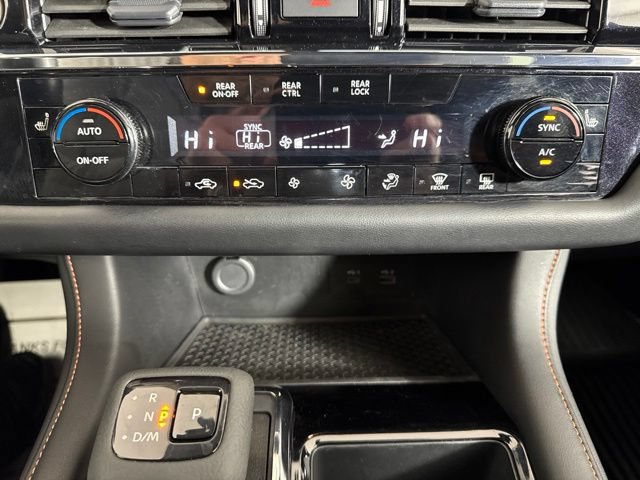 Used 2024 Nissan Pathfinder Rock Creek AWD/4WD image 17