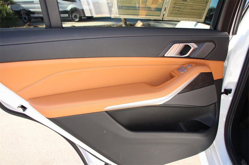 Used 2023 BMW X7 xDrive40i w/ M Sport Package image 20