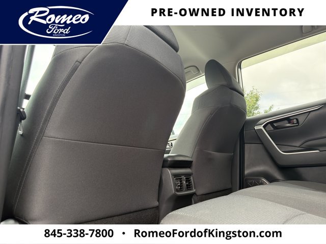 Used 2022 Toyota RAV4 LE AWD/4WD image 26