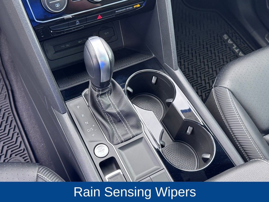 Used 2023 Volkswagen Atlas Cross Sport SE w/ Panoramic Sunroof Package image 18