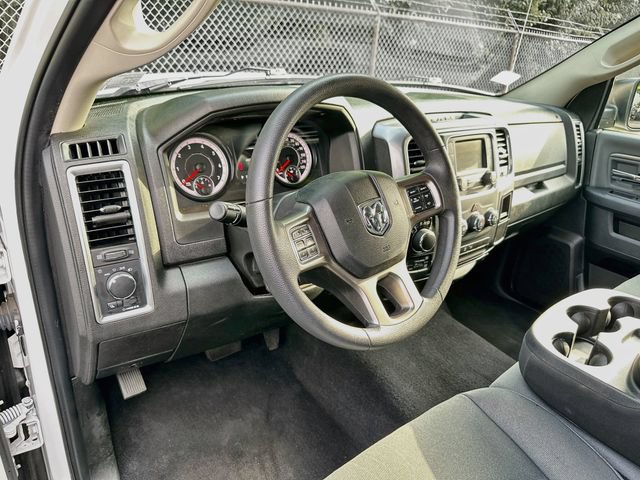 Used 2024 RAM 1500 Classic SLT AWD/4WD image 23