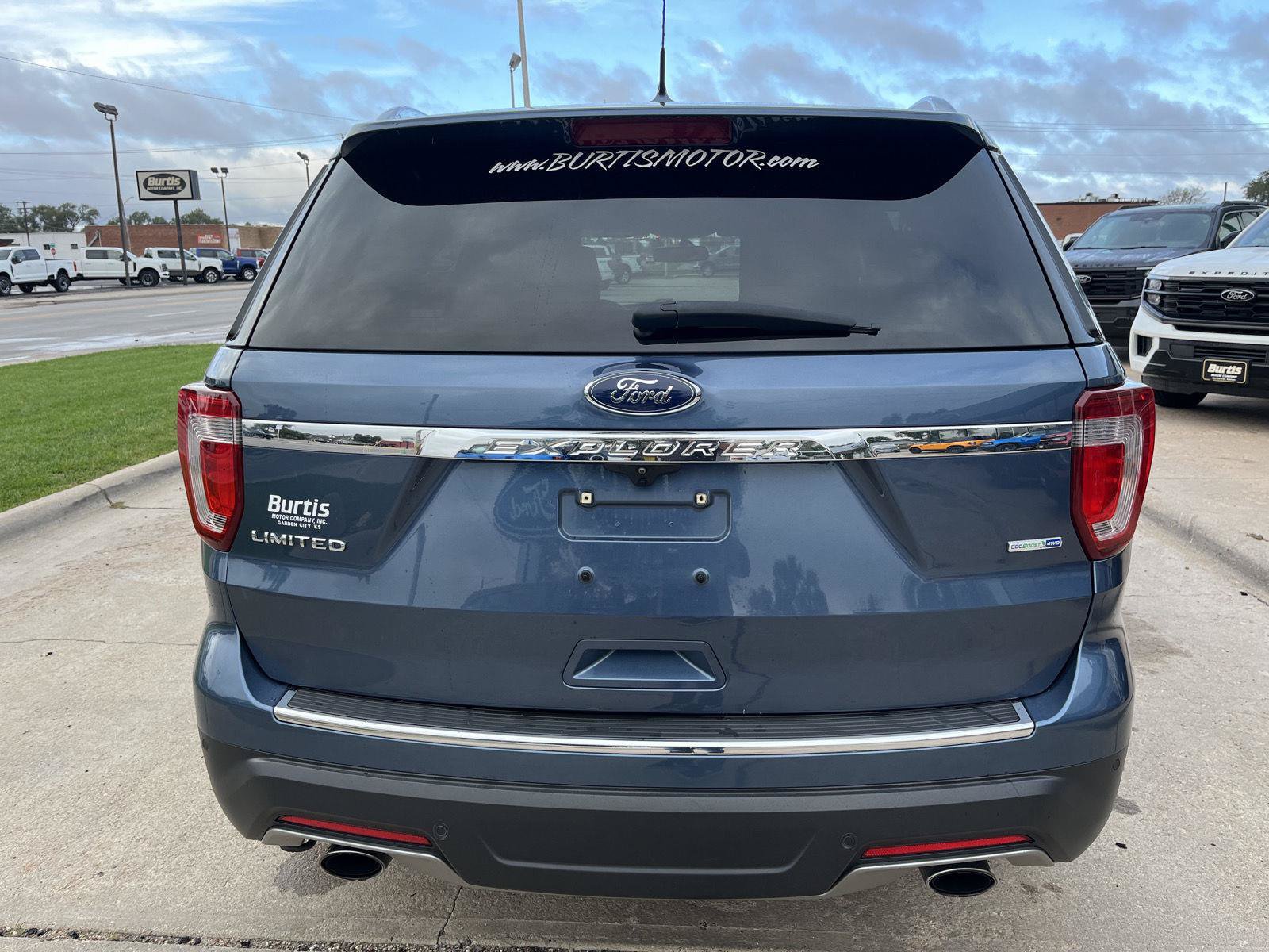 Certified 2019 Ford Explorer Limited AWD/4WD image 9