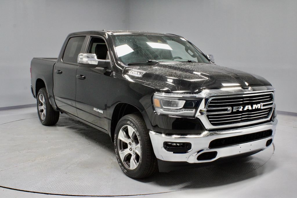 Used 2023 RAM 1500 Laramie AWD/4WD image 1