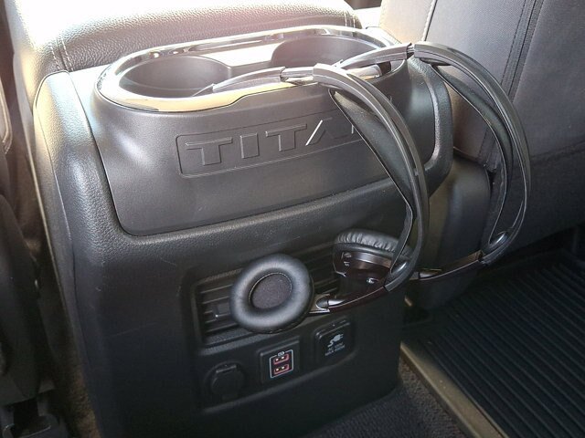 Used 2021 Nissan Titan SV w/ SV Convenience Package AWD/4WD image 11