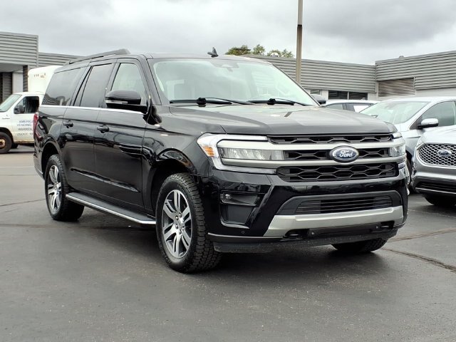 Certified 2023 Ford Expedition Max XLT AWD/4WD image 3