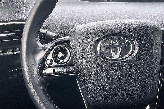 Used 2022 Toyota Prius image 18
