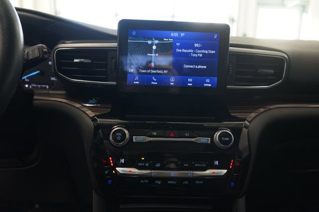 Certified 2021 Ford Explorer Limited w/ Equipment Group 301A image 24