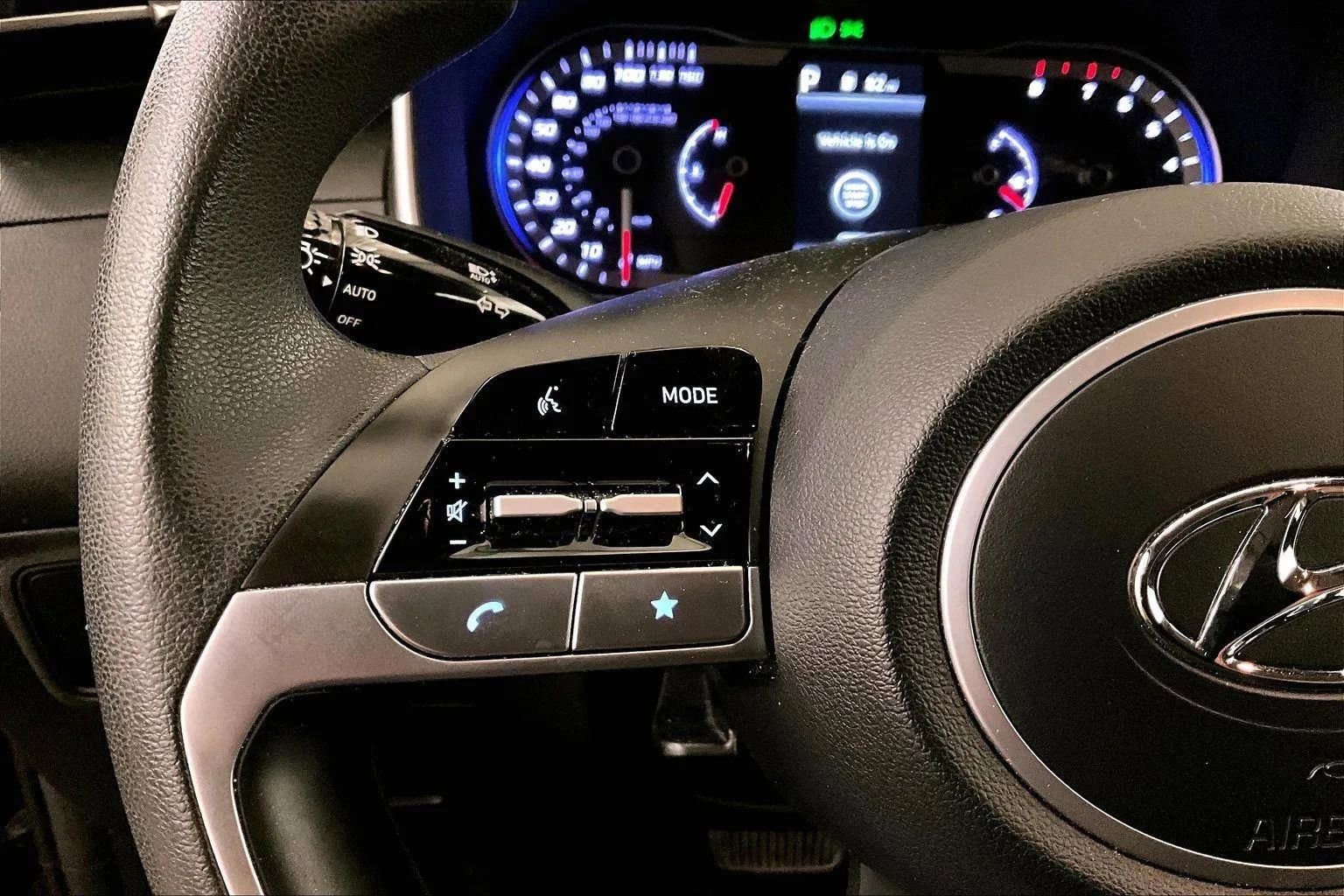 Used 2022 Hyundai Tucson SEL w/ Cargo Package image 17