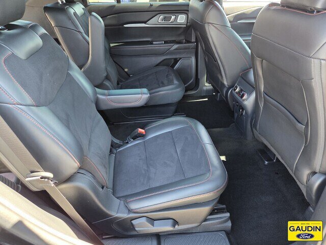 Certified 2025 Ford Explorer ST AWD/4WD image 15