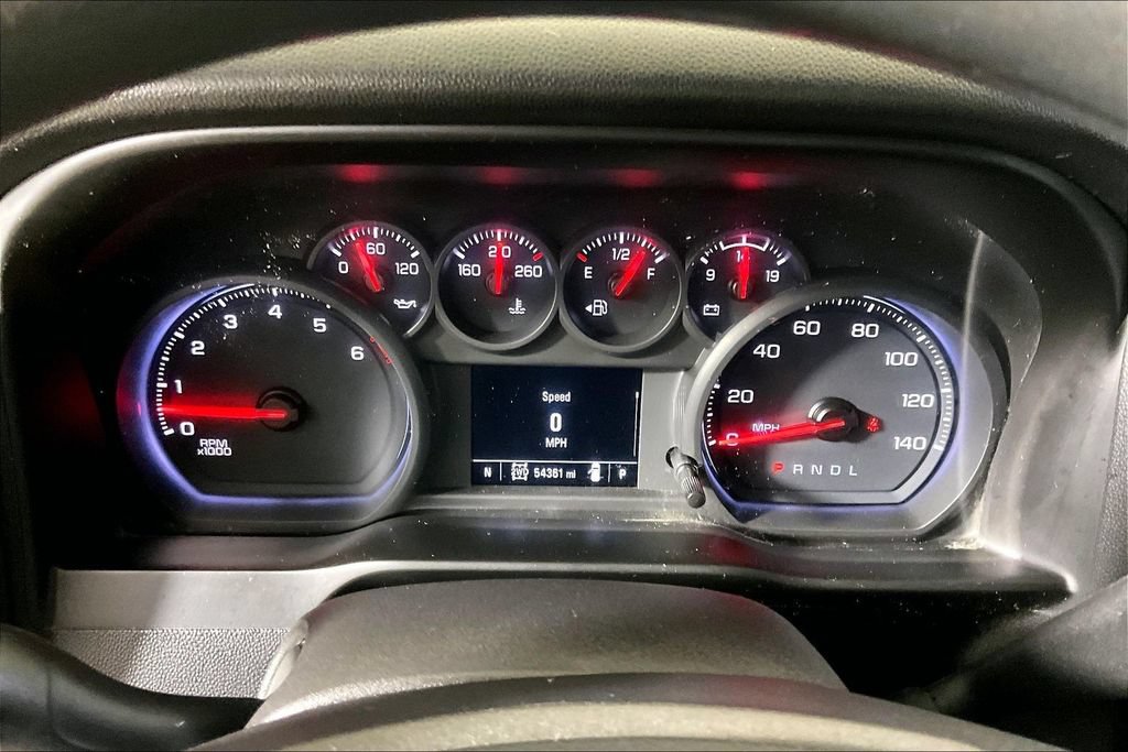 Used 2019 Chevrolet Silverado 1500 Custom w/ Custom Max Trailering Package AWD/4WD image 12