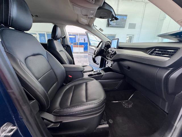 Certified 2020 Ford Escape SEL image 29