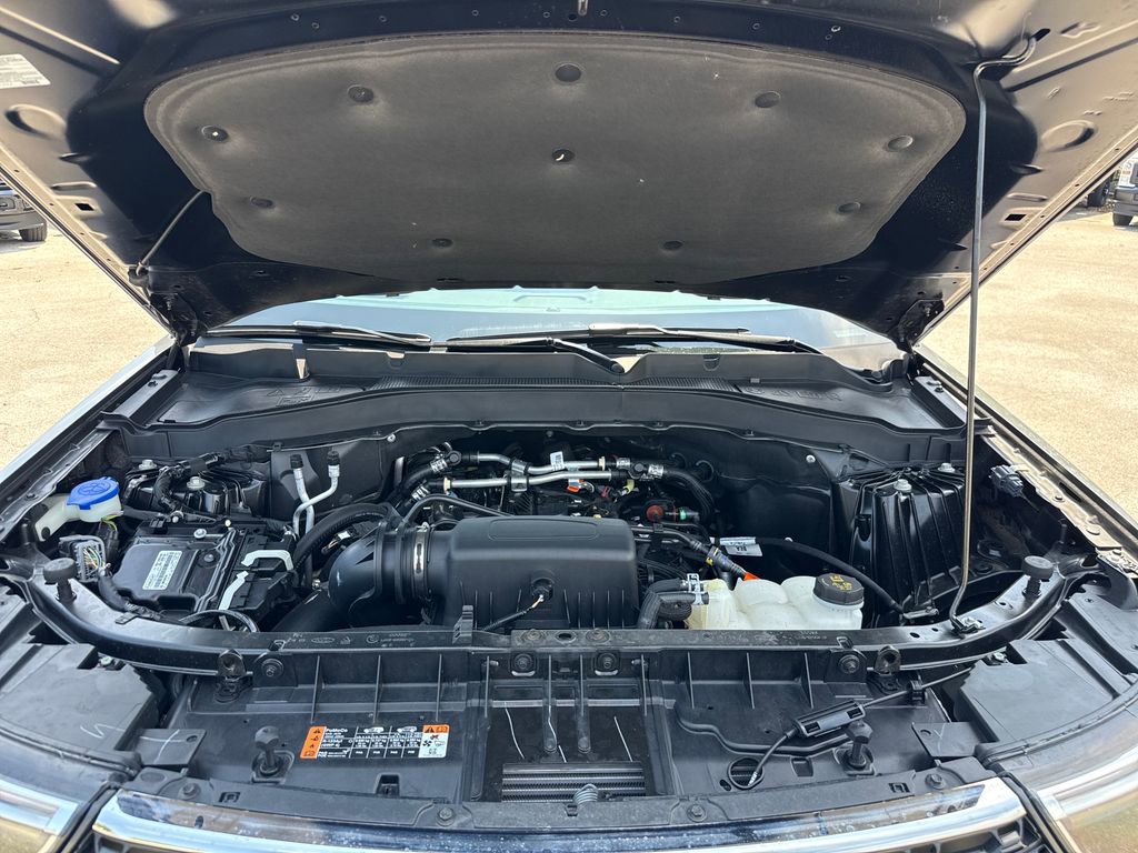 Certified 2024 Ford Explorer XLT w/ Equipment Group 202A image 30