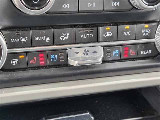 Certified 2024 Ford Expedition Max XLT image 25