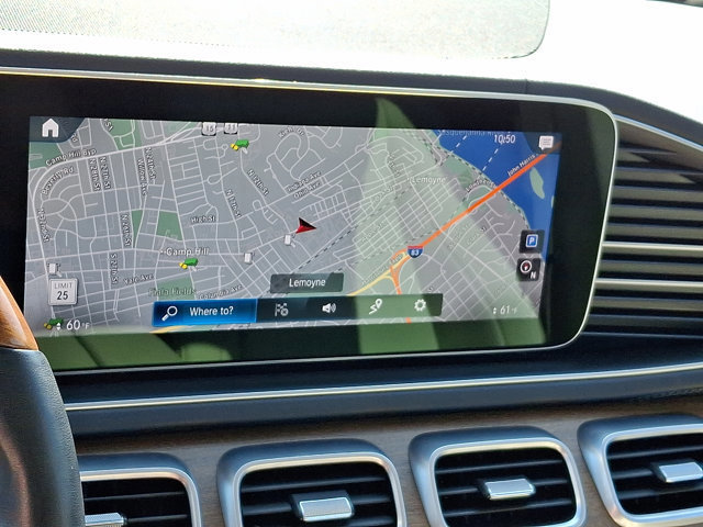 Used 2021 Mercedes-Benz GLS 450 4MATIC image 17